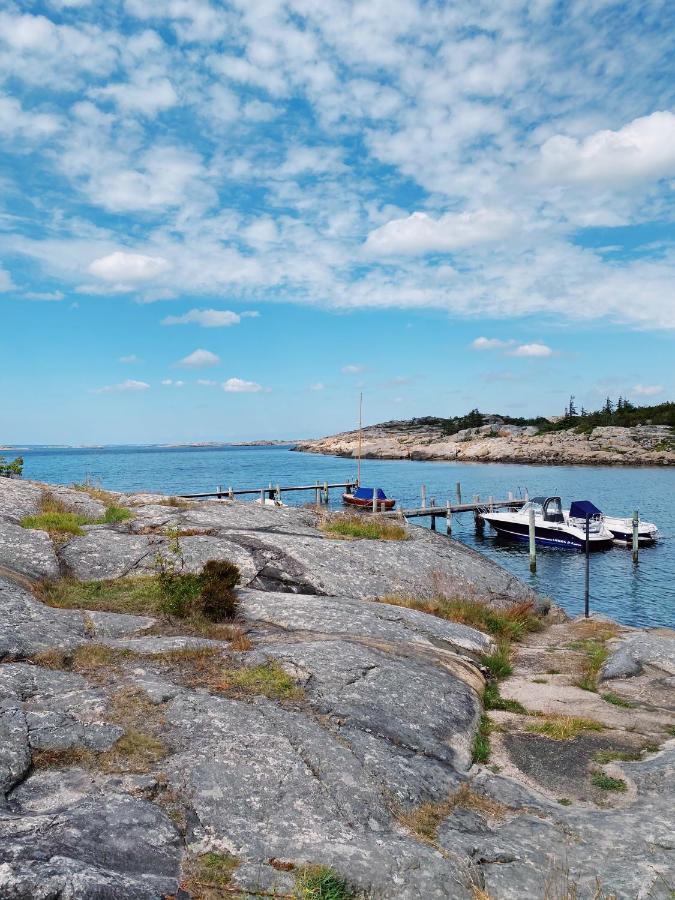 Guesthouse, Not Even A Minute Walk To The Ocean Kullavik 外观 照片